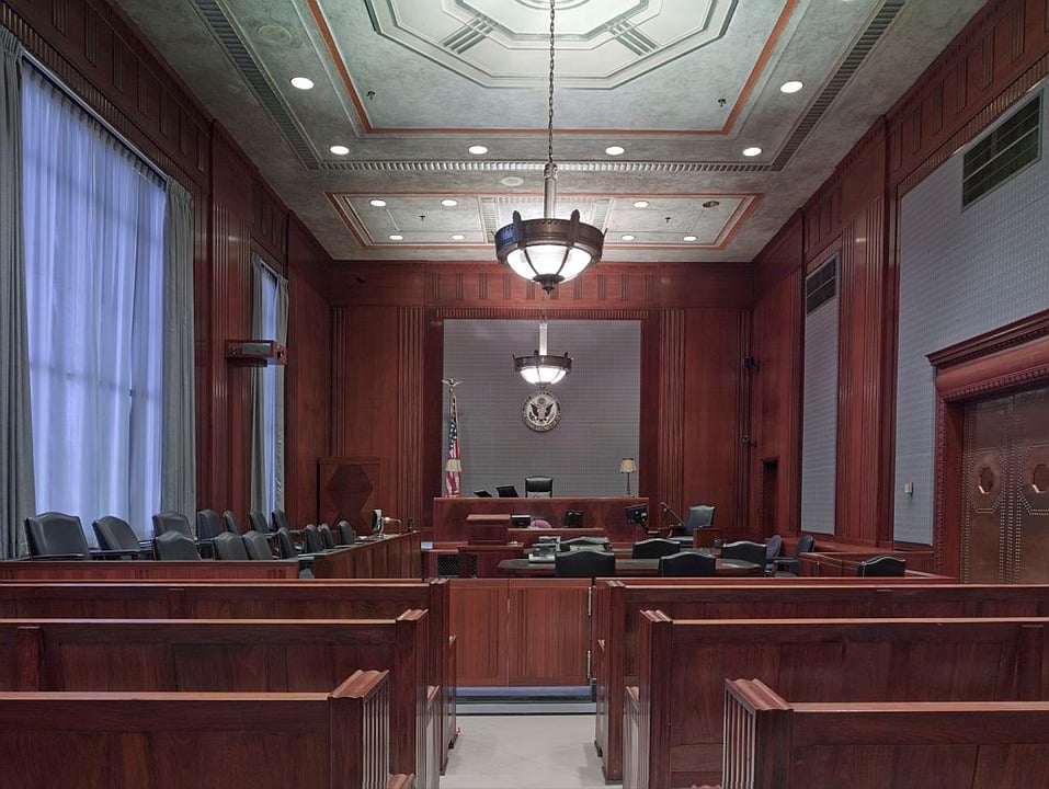 courtroom-898931_960_720.jpg